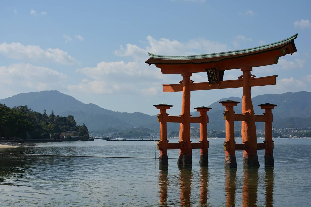 Sanctuaire Itsukushima à Miyajima : O-torii, Portail, Torii